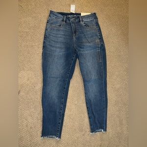 American Eagle Ne(x)t Level Stretch Curvy Jegging. Size 10, X-Short Length